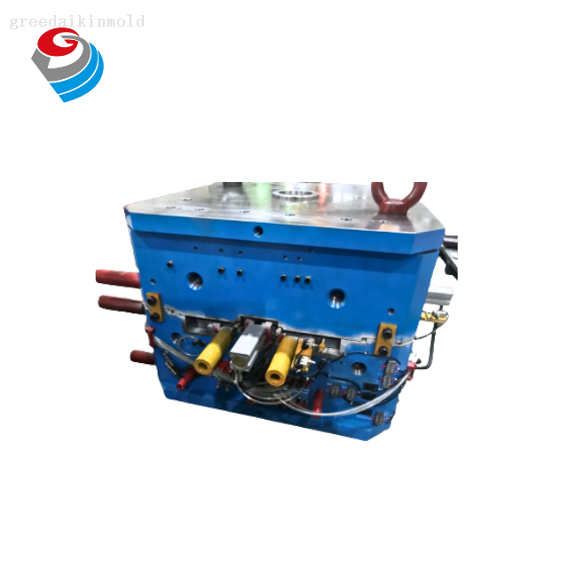 Раструбная форма для литья под давлением 