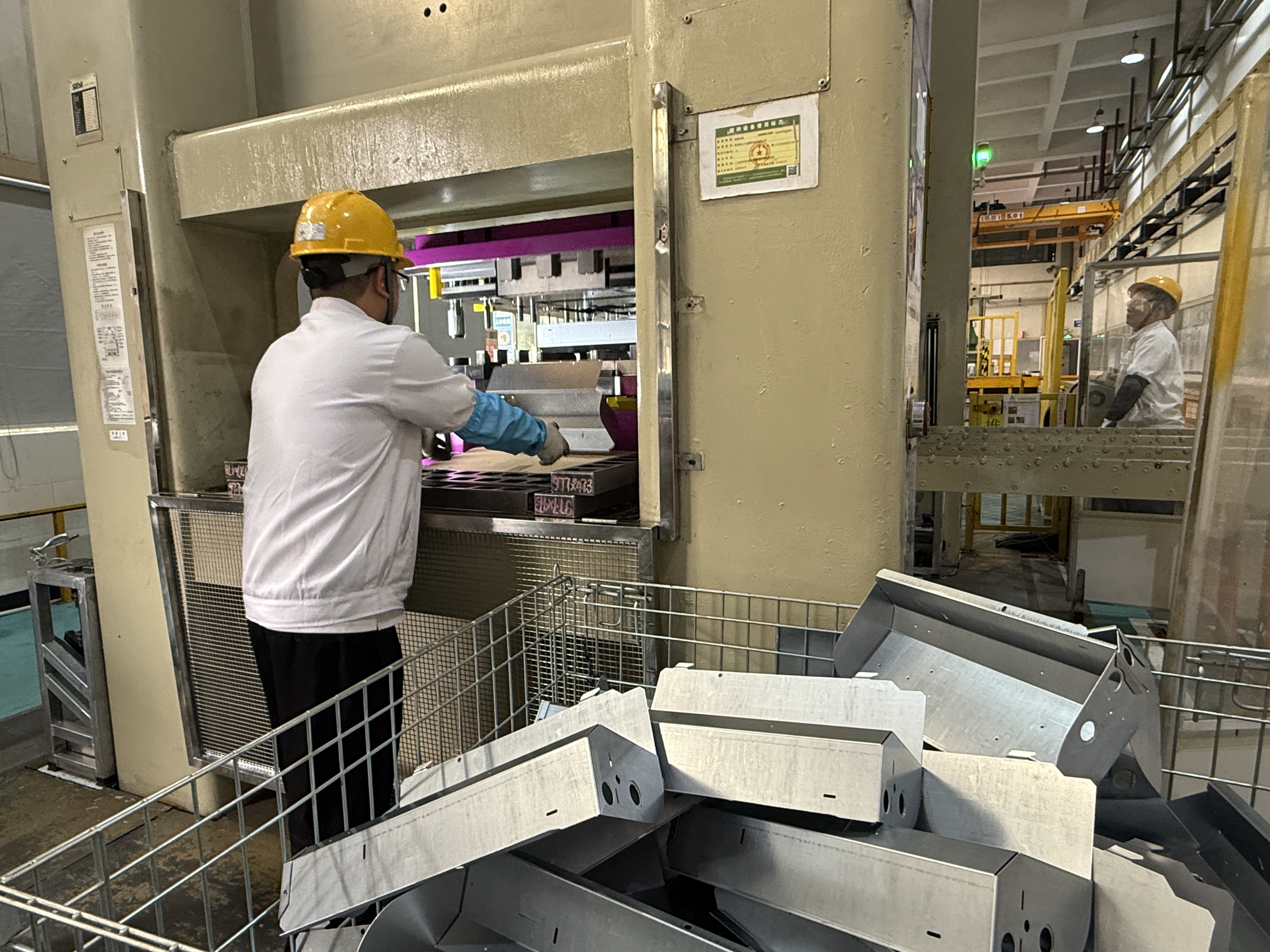 Холодная штамповка умирает